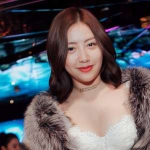 Melody Remix Cực Hay 2024 - Tay Trái Chỉ Trăng Remix X Thần Thoại Remix - Nonstop Vinahouse 2024